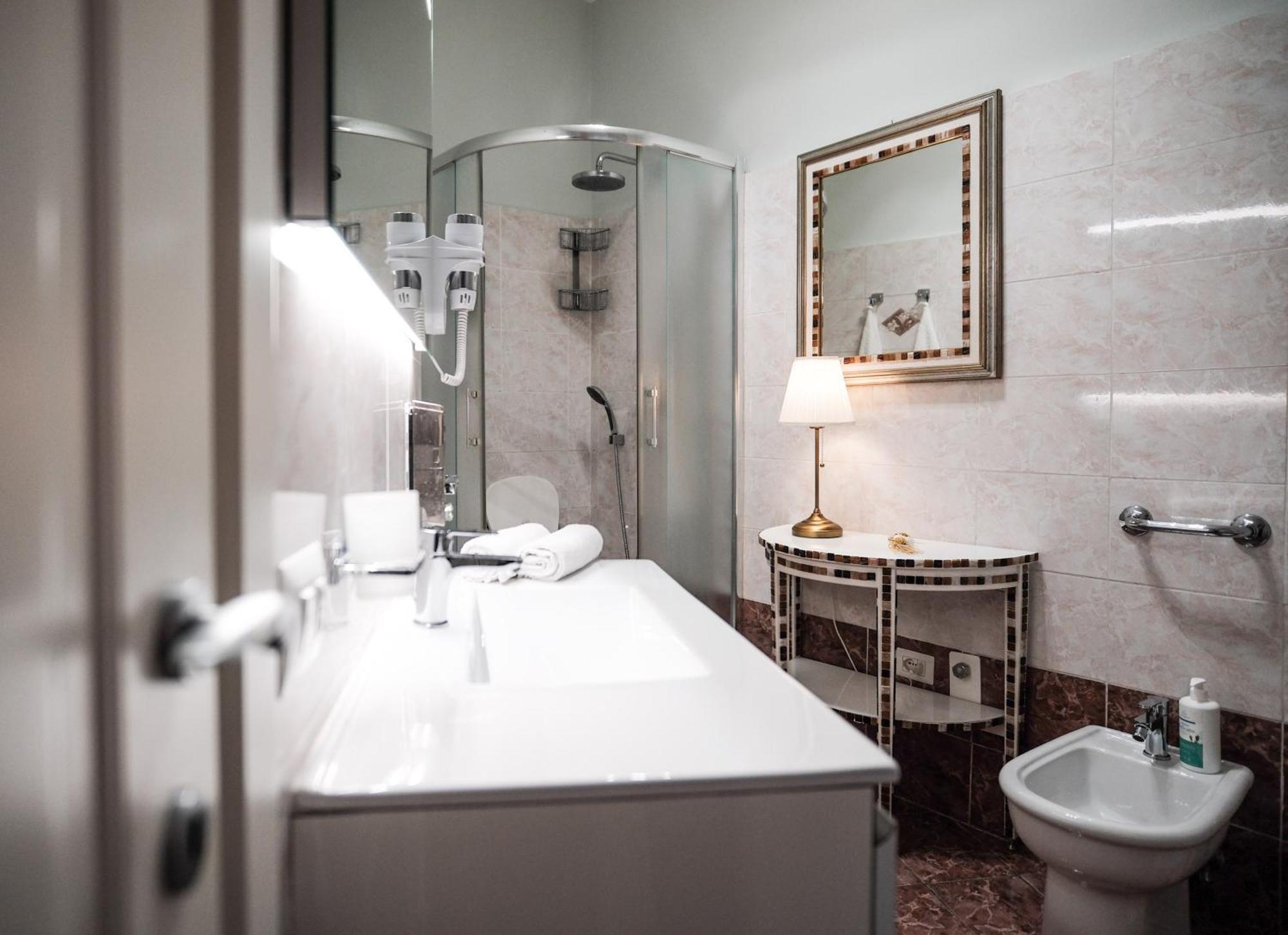 Roman Holidays House Marconi Экстерьер фото