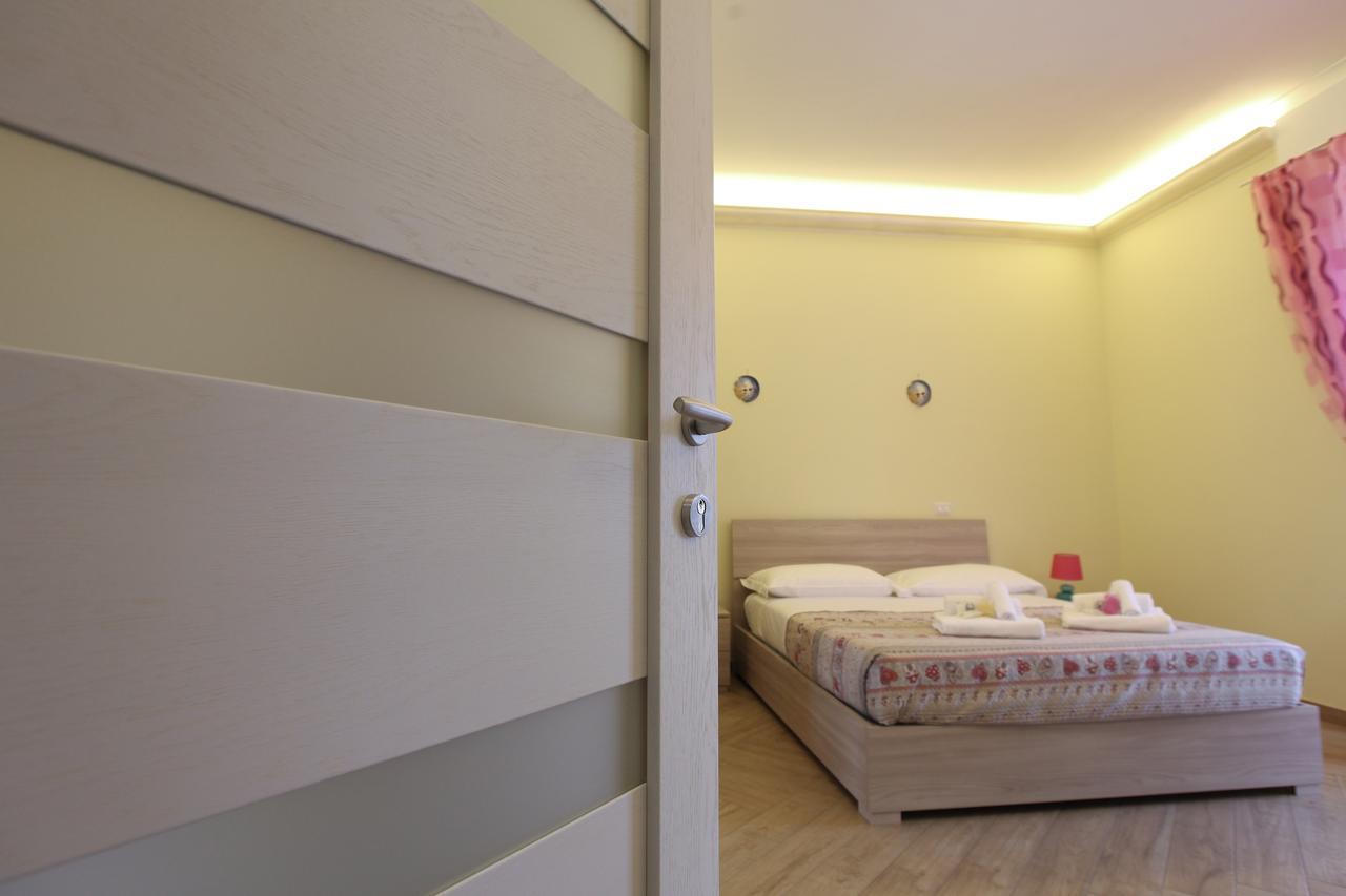 Roman Holidays House Marconi Экстерьер фото